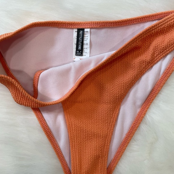 Pretty little thing peach bikini top and bottom - Picture 4 of 8